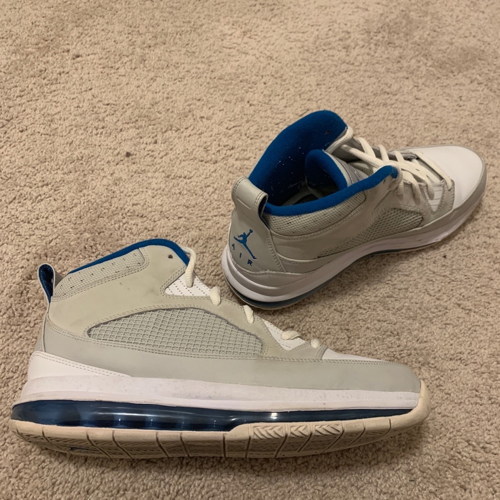 Jordan Flight Air Max (mix of Jordan 2 and 4’s)